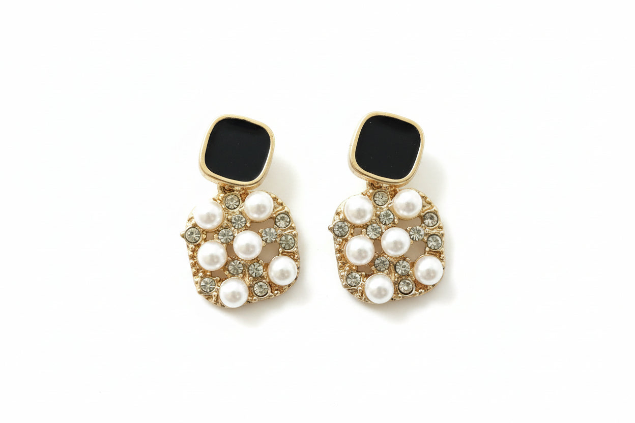 EARRING